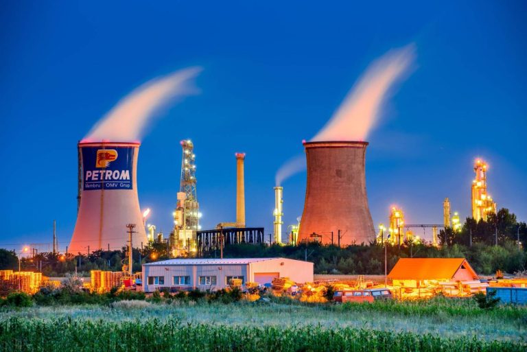 petrobrazi-pentrom-omv-petrom-romania-investitii-benzina-rafinarie-ploiesti-scaled