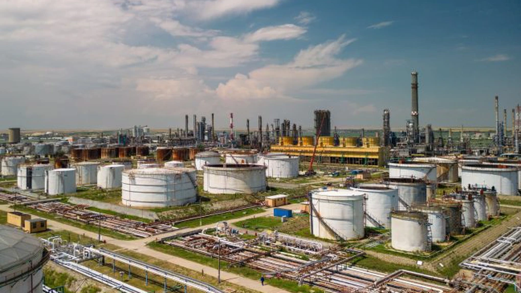 Parc-Rezervoare-Petromidia-649x420