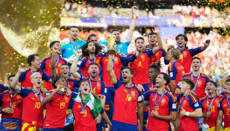 APTOPIX Argentina Spain WCup Soccer
